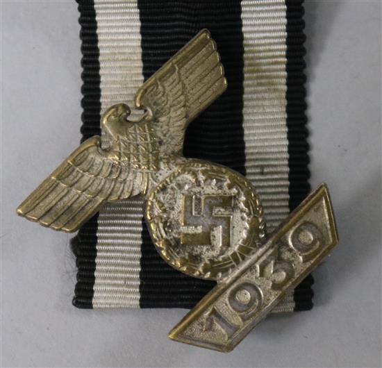 A German bar to iron cross 1939